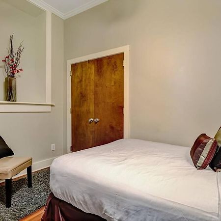 Loft Steps From City Hall And River Streets Savannah Extérieur photo