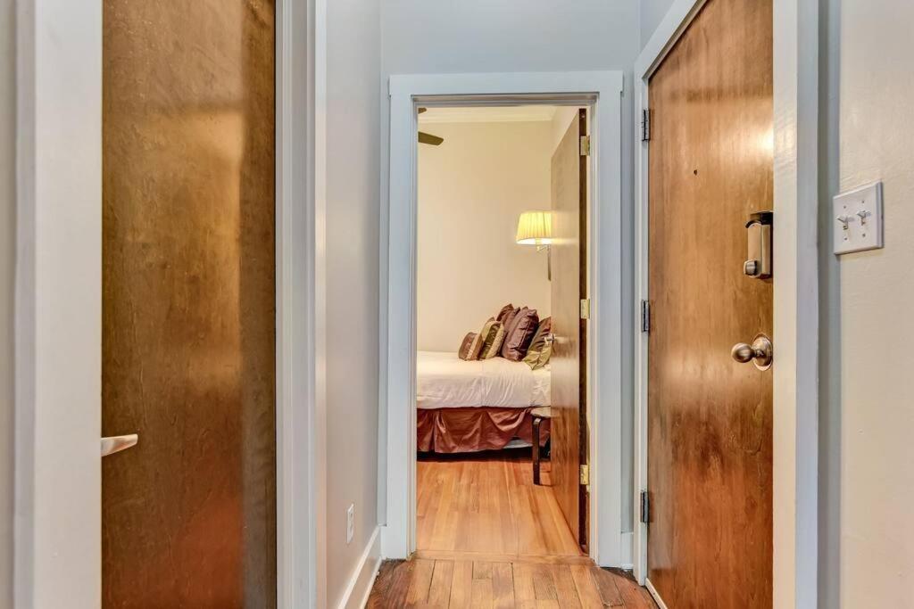 Loft Steps From City Hall And River Streets Savannah Extérieur photo