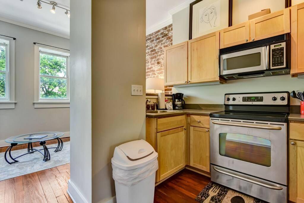 Loft Steps From City Hall And River Streets Savannah Extérieur photo